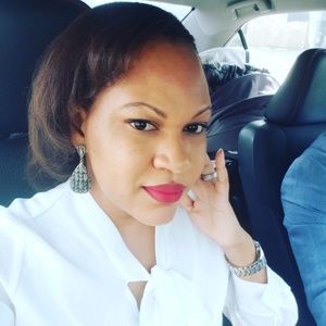 Meet your Posher, Daphney